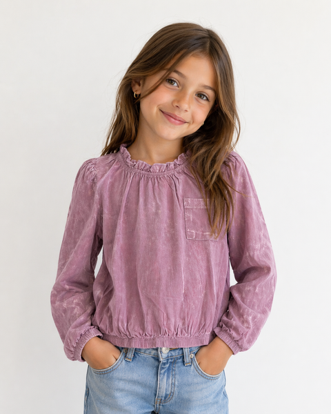 Chaser Ruffle Neck Ribbon