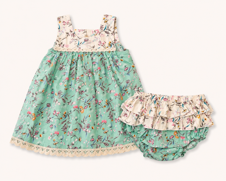 Bela & Nuni SSB-20 Little Cottage Dress